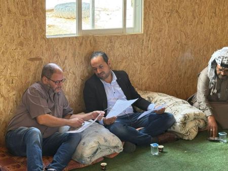 النائبان كسيف وبن سعيد يزوران تجمعات بادية القدس: